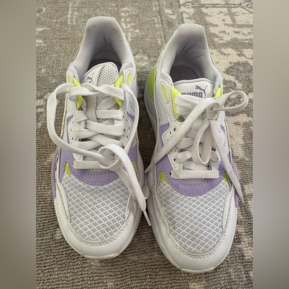 Puma women’s Sneakers